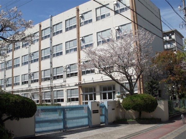 本城中学校